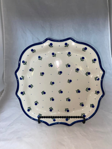 Blueberry Serpentine Plate - Shape 507 - Pattern Blueberry