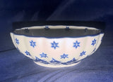 Ceramika Artystyczna Reindeer Small Scalloped Bowl - Shape 023 - Pattern Reindeer (1931)