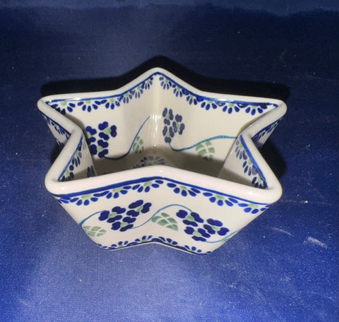 Three Sisters Star Bowl - Shape M-046 - Pattern Three Sisters (MCP)