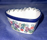 Ceramika Artystyczna Burgundy Berry Heart Dish - Shape: A45 - Pattern: Burgundy Berry (1415)