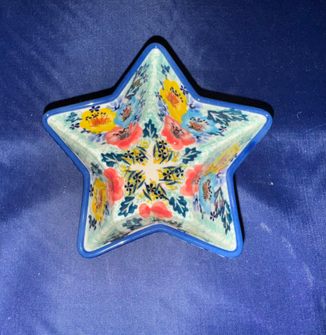 Elizabeth Star Bowl - Shape M-046 - Pattern Elizabeth (WK79)