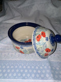 Red Poppy with Butterfly Canister with Lid - Pattern Red Poppy with Butterfly