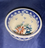 Manufaktura Bells with Holly Small Bowl - Shape: M081 - Pattern: Bells with Holly