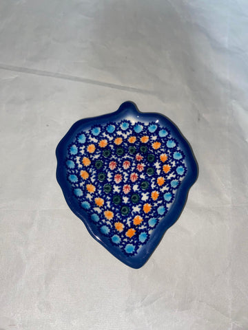 Fiesta Dot Sm. Leaf Dish - Pattern Fiesta Dot