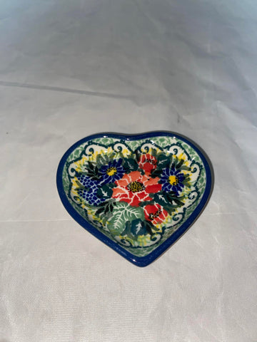 U4610 Sm. Heart Dish - Shape B64 - Pattern U4610 T. Liana