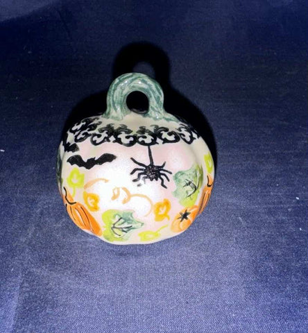 Vena Pumpkin with Spiders & Bats Mini Pumpkin - Shape: V659 - Pattern: Pumpkin with Spiders & Bats