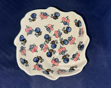 Bee in Flight Scalloped Dish - Pattern: Bees in Flight