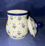Ceramika Artystyczna Bee 6 inch Jar with Lid - Shape: 833 - Pattern: Bee