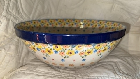 Buttercup Large Kitchen Bowl - Shape: 055 - Pattern: Buttercup (2225X)