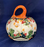 Kalich Frog with Bees Small Luminary Pumpkin - Pattern: Frog with Bees